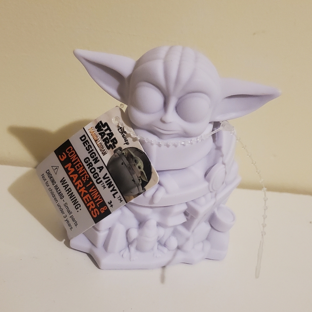 The Mandalorian baby yoda Grogu Star Wars Design a Vinyl markers coloring figure